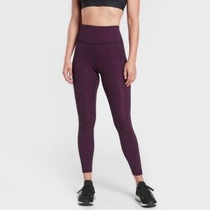 Athleta Ultimate Stash Textured 7/8 Tight Size Small